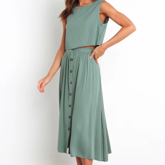 Petal & Pup Ava Skirt - Midi - Size 2 - Picture 3 of 12